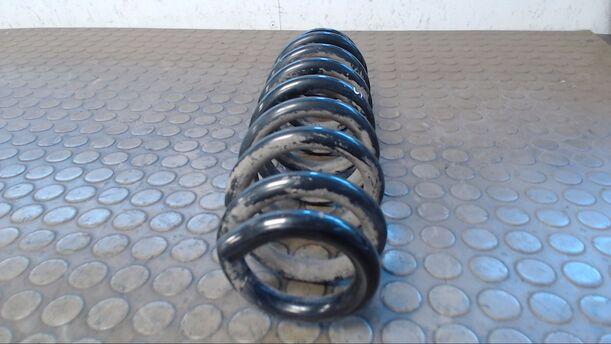 Foto: HINTERFEDER LINKS eines BMW 118d DPF