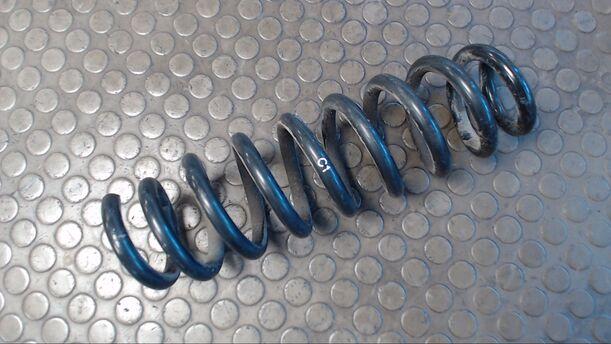 Foto: HINTERFEDER RECHTS eines BMW 118d DPF