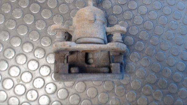 Foto: BREMSSATTEL HINTEN RECHTS eines BMW 118d DPF