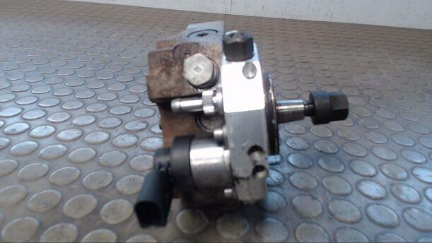 Foto: DIESELEINSPRITZPUMPE eines BMW 118d DPF
