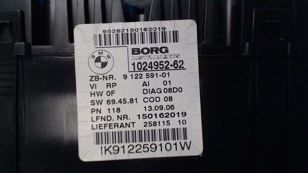 Foto: TACHOEINHEIT eines BMW 118d DPF