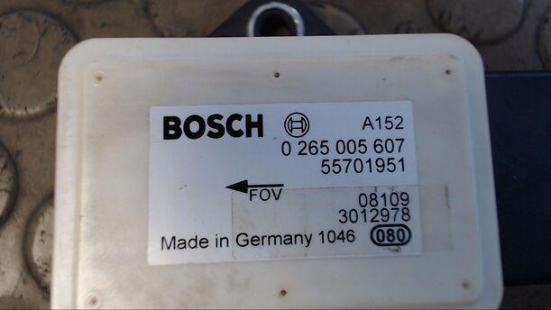 Foto: QUERBESCHLEUNIGUNGSSENSOR eines Fiat 500 1.3 Multijet 16V DPF GL