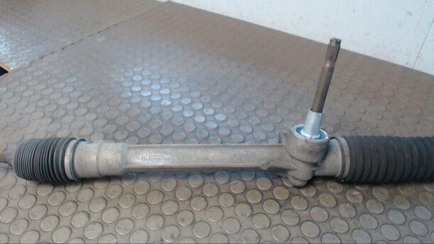 Foto: LENKUNG eines Fiat 500 1.3 Multijet 16V DPF GL
