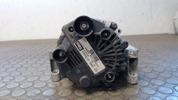 Foto: LICHTMASCHINE VALEO eines Fiat 500 1.3 Multijet 16V DPF Top