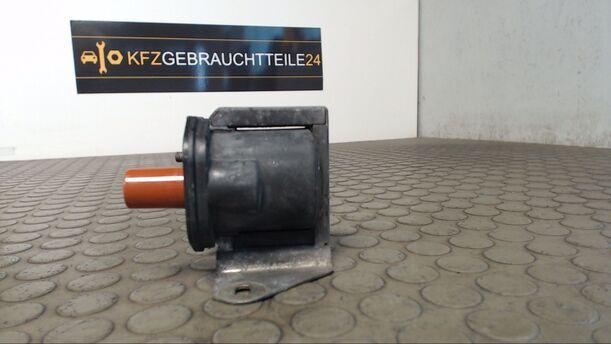 Foto: ZÜNDSPULE eines Mercedes-Benz 190 E 1.8 GL