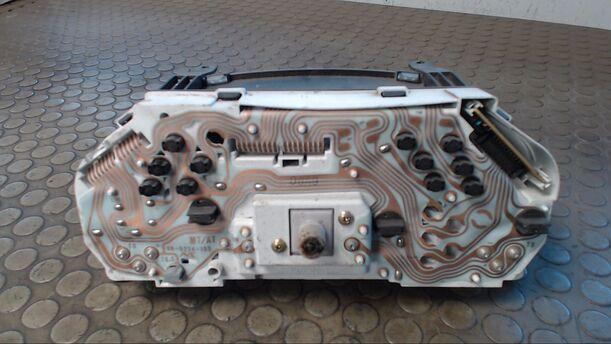 Foto: TACHOEINHEIT eines Honda Logo 1.3I