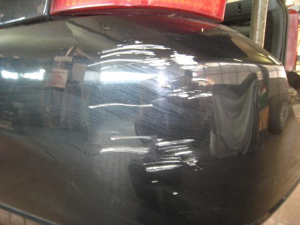 Foto: STOßSTANGE / STOSSFÄNGER HINTEN eines Ford Focus Turnier GL