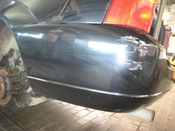 Foto: STOßSTANGE / STOSSFÄNGER HINTEN eines Ford Focus Turnier GL