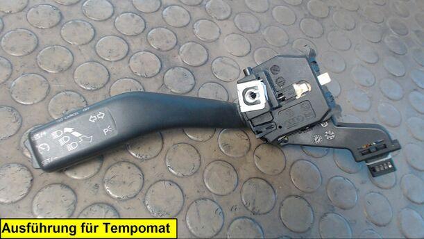Foto: BLINKSCHALTER/KOMBISCHALTER eines Skoda Octavia Combi 1.9 TDI DSG GL