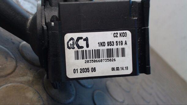 Foto: SCHEIBENWISCHERSCHALTER eines Skoda Octavia Combi 1.9 TDI DSG GL