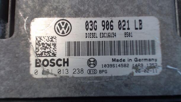 Foto: STEUERGERÄT DIESELEINSPRITZUNG eines Skoda Octavia Combi 1.9 TDI DSG GL
