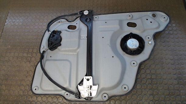 Foto: FENSTERHEBER HINTEN LINKS eines VW Touran 1.9 TDI Top
