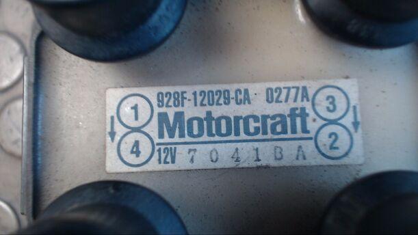Foto: ZÜNDSPULE eines Ford Fiesta GL