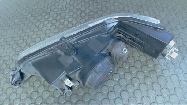 Foto: SCHEINWERFER RECHTS VALEO (BESCHÄDIGT) eines Peugeot 306 Top