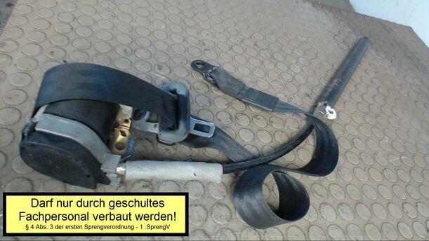 Foto: SICHERHEITSGURT VORN RECHTS eines VW Passat Variant 1.9 TDI GT