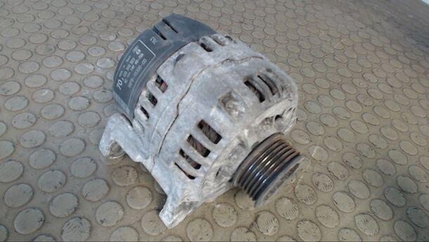 Foto: LICHTMASCHINE BOSCH eines Mazda 121 S