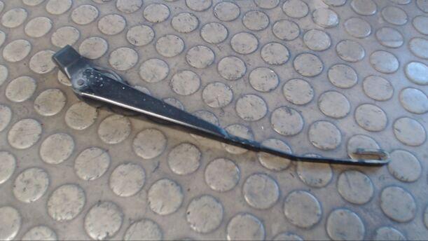 Foto: SCHEIBENWISCHERARM HINTEN eines Ford Mondeo 2.0 Turnier TDCi DPF