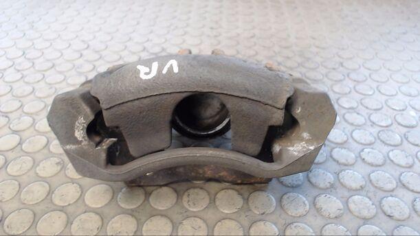 Foto: BREMSSATTEL VORNE RECHTS eines Ford Mondeo 2.0 Turnier TDCi DPF