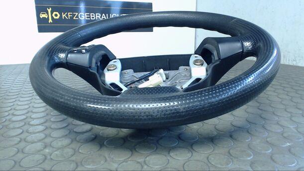 Foto: LENKRAD eines Mazda 2 1.4l