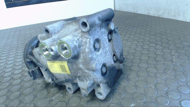 Foto: KOMPRESSOR KLIMAANLAGE eines Mazda 2 1.4l