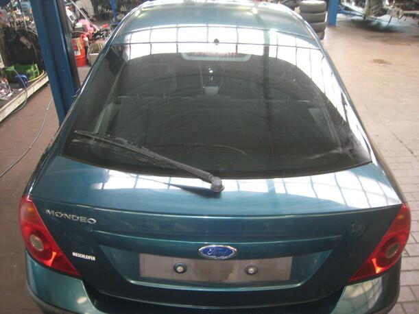 Foto: HECKKLAPPE / HECKDECKEL eines Ford Mondeo 2.0