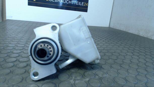 Foto: HAUPTBREMSZYLINDER eines Volvo V70 2.4