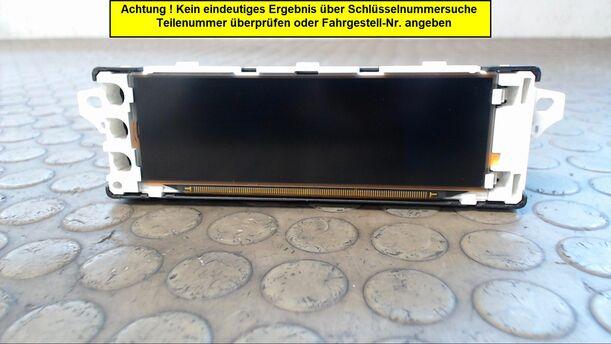 Foto: INFORMATIONSDISPLAY eines Peugeot Partner Tepee HDi FAP 110