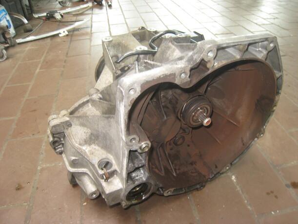 Foto: SCHALTGETRIEBE 5-GANG 2N1R 7002 EC eines Ford Fiesta 1.4 TDCI
