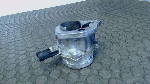 Foto: VAKUUMPUMPE eines Nissan Micra 1.5 dCi