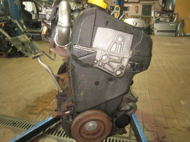 Foto: MOTOR K9K722 eines Nissan Micra 1.5 dCi