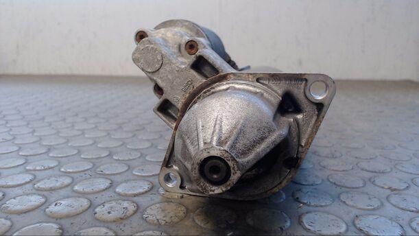 Foto: ANLASSER / STARTER BOSCH eines Opel Corsa 1.0 12V acenta