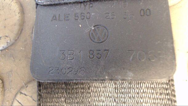 Foto: SICHERHEITSGURT VORNE RECHTS eines VW Passat 1.6