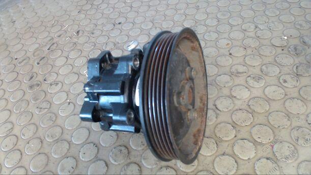 Foto: PUMPE SERVOLENKUNG eines VW Passat 1.6 acenta