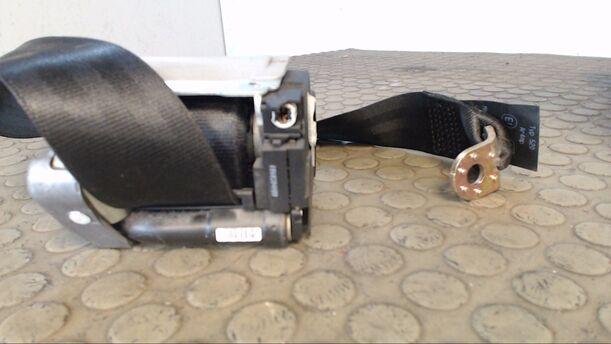 Foto: SICHERHEITSGURT HINTEN LINKS eines Audi A6 Avant 2.5 TDI quattro acenta