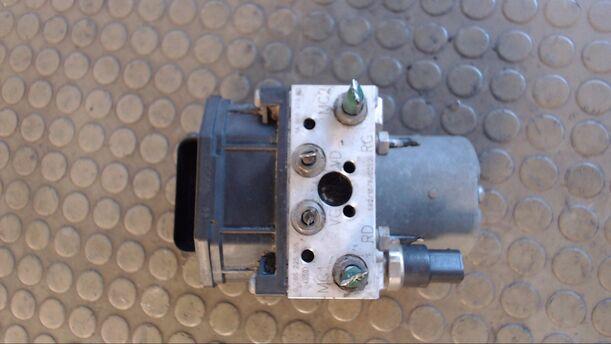 Foto: HAUPTBREMSAGGREGAT ABS eines Citroen C8 2.2 HDi GL