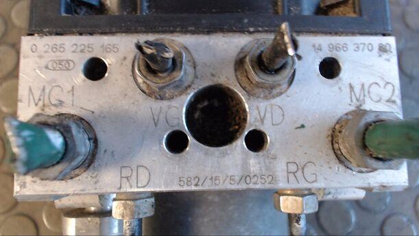 Foto: HAUPTBREMSAGGREGAT ABS eines Citroen C8 2.2 HDi GL