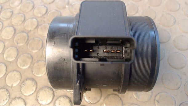 Foto: LUFTMASSENMESSER SIEMENS eines Citroen C8 2.2 HDi acenta