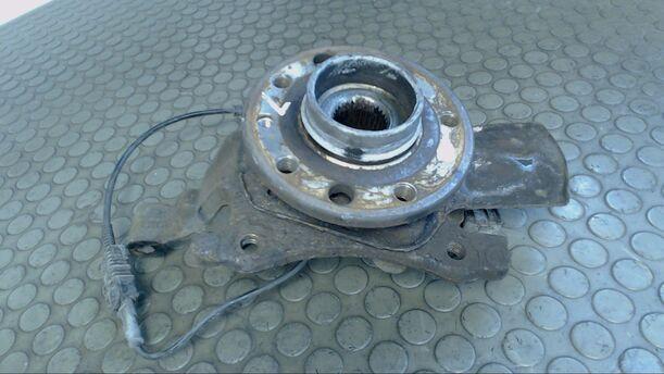 Foto: ACHSSCHENKEL VORN LINKS eines Opel Astra 1.9 CDTI DPF acenta