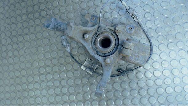 Foto: ACHSSCHENKEL VORN LINKS eines Opel Astra 1.9 CDTI DPF acenta