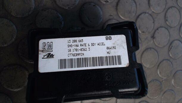 Foto: DREHRATENSENSOR ESP eines Opel Astra 1.9 CDTI DPF acenta