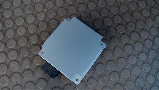 Foto: STEUERGERÄT LENKUNG / LENKSPINDEL eines Ford Ka 1.2 Start-Stopp-System acenta