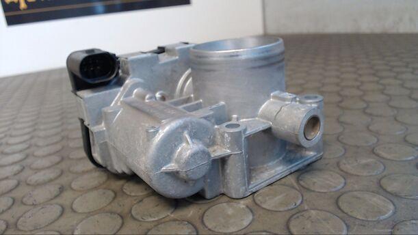 Foto: DROSSELKLAPPENSTUTZEN  MAGNETI MARELLI eines Ford Ka 1.2 Start-Stopp-System