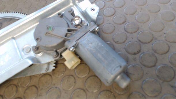 Foto: FENSTERHEBER VORNE LINKS (4/5-TÜRER) eines Saab 9-3 2.2 TiD acenta