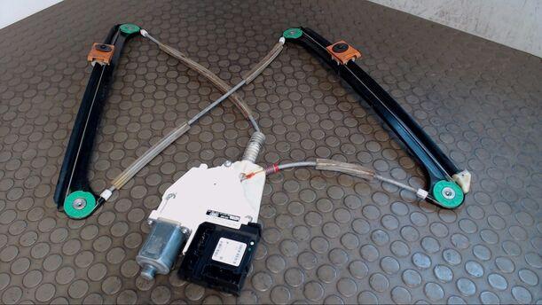 Foto: FENSTERHEBER ELEKTRISCH VORN RECHTS eines Audi A3 2.0 TDI Sportback DPF GL