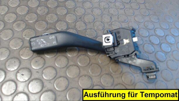 Foto: BLINKSCHALTER/KOMBISCHALTER eines VW Touran 1.9 TDI GL