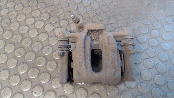 Foto: BREMSSATTEL HINTEN LINKS eines Mercedes-Benz A 170 CDI L GL