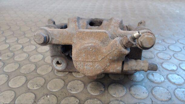 Foto: BREMSSATTEL HINTEN LINKS eines Mercedes-Benz A 170 CDI L GL