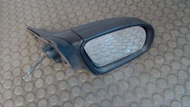 Foto: AUSSENSPIEGEL MECHANISCH VERSTELLBAR RECHTS eines Opel Corsa GL