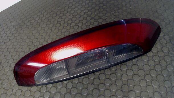 Foto: HECKLEUCHTE / RÜCKLEUCHTE LINKS eines Opel Corsa 1.0 12V GL