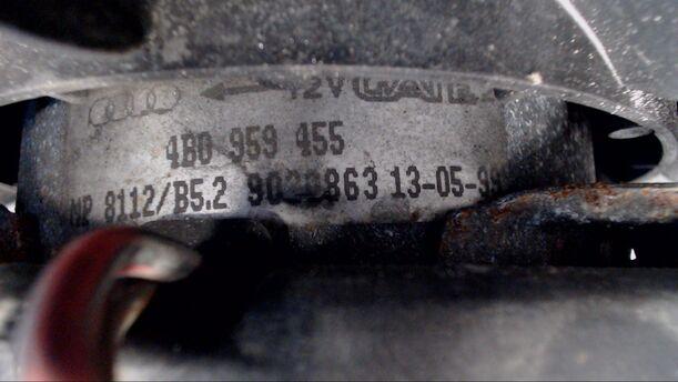 Foto: ELEKTROLÜFTER eines Audi A4 1.8 T GL